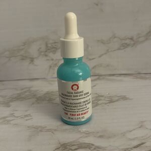 First aide beauty facial radiance niacinamide dark spot serum skincare